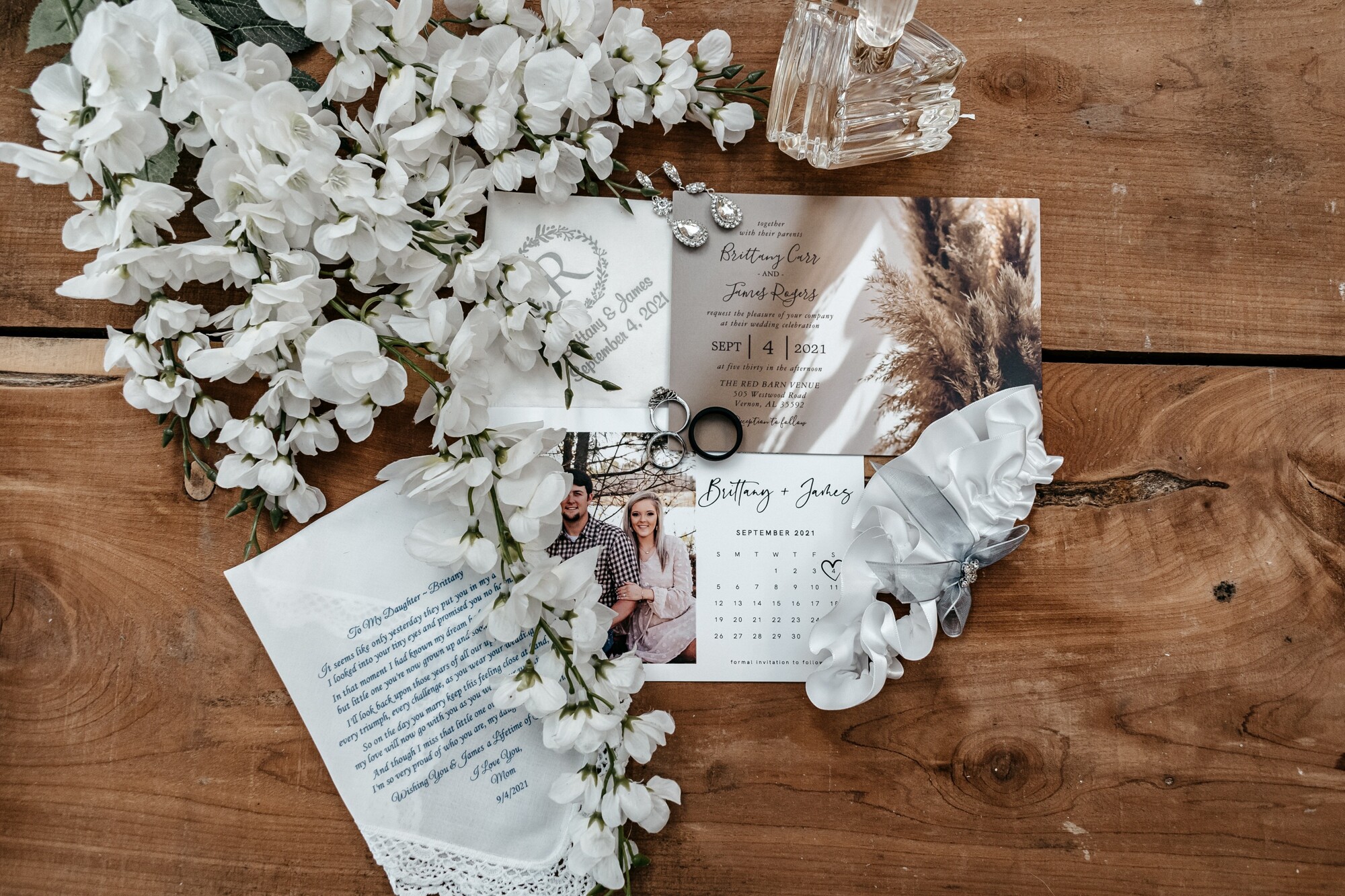 Wedding invitation | The Color of Love