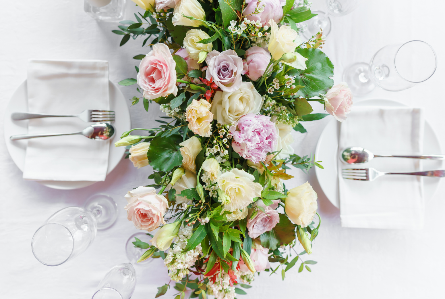 The Focal Point of Themed Tablescapes